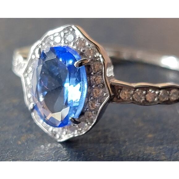 Elegant Rhodium-Plated Size 9 Ring with Blue Gemstone and Pave Halo - Picture 1 of 12